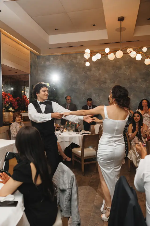 Maria and Alexander wedding at the Los Angeles County Arboretum — A jungle by the lake & a rose garden, photograph 4