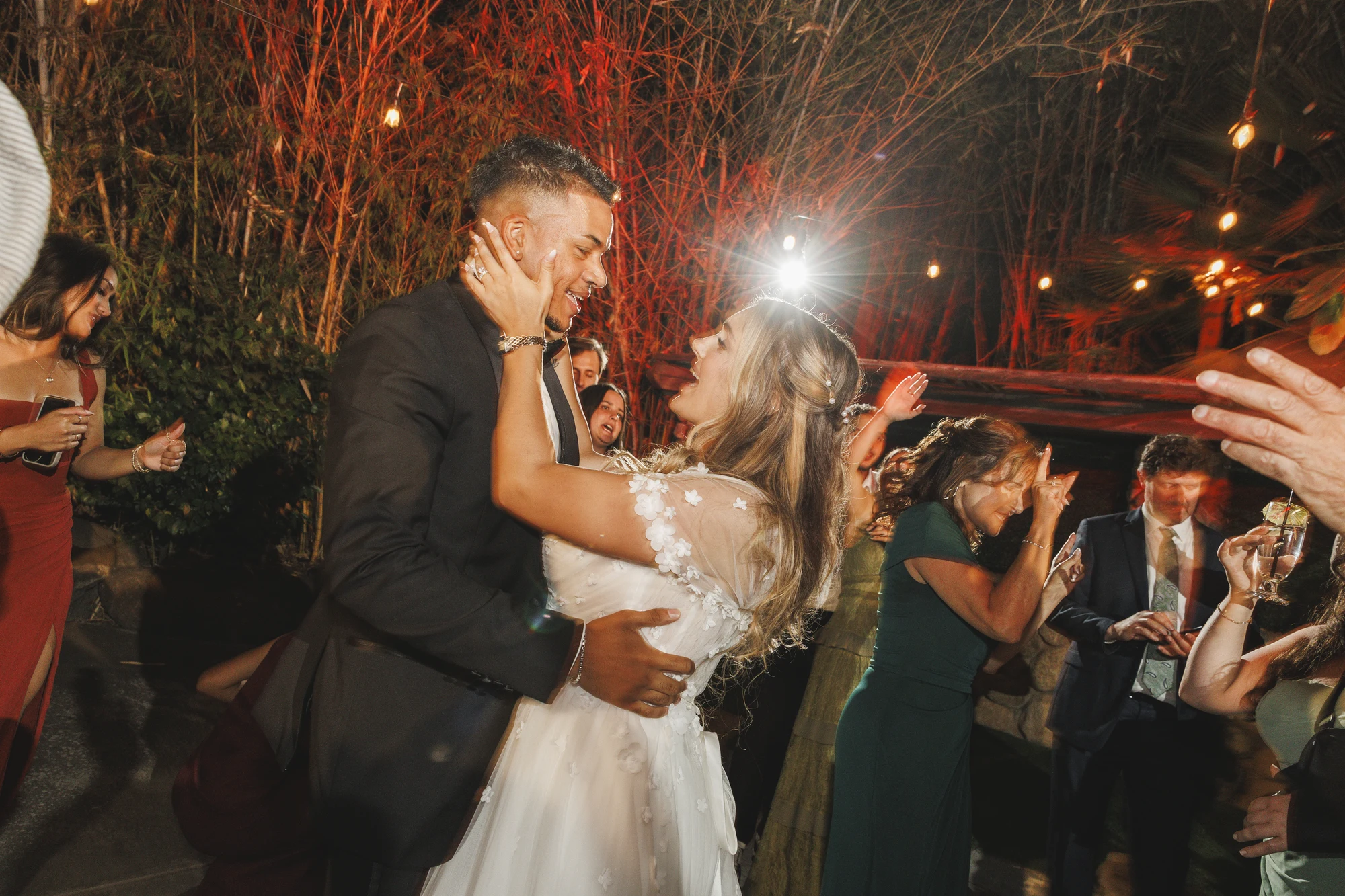 Stephanie & Lontez wedding photo 18 — Zatonsky Moments