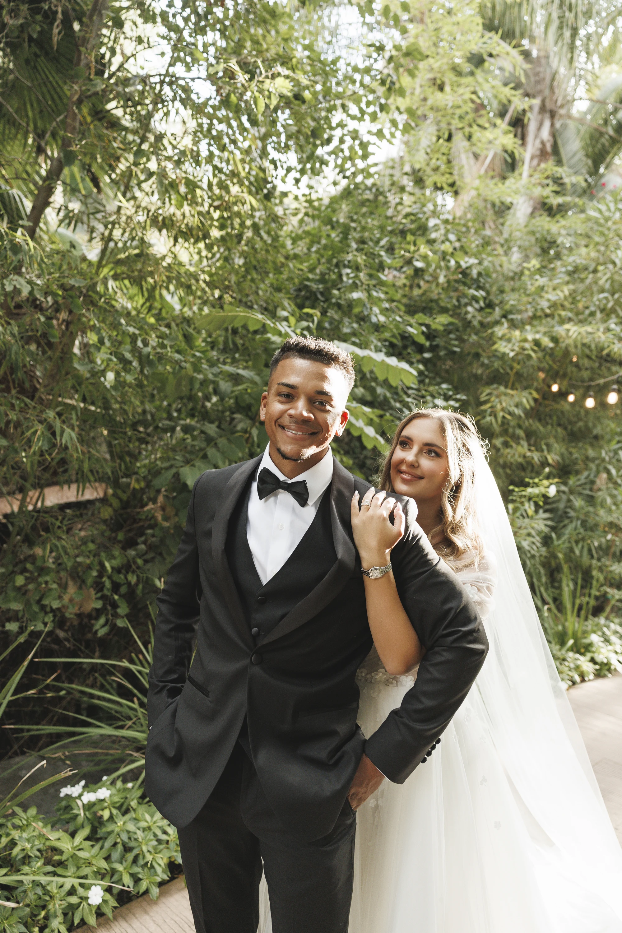 Stephanie & Lontez wedding photo 8 — Zatonsky Moments